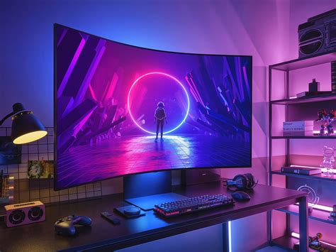 Samsung’un 3.500 dolarlık Odyssey Ark oyun monitörü şimdi satışta